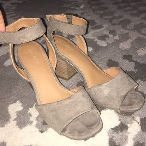 Gray low heels